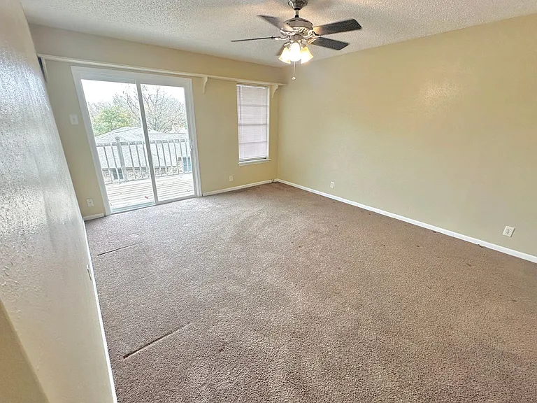 214 Timberline St — Photo 16
