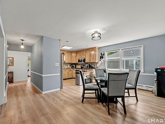 4th image of 92 Burwood Avenue