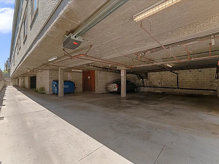 14523 Freeman Ave #6 — Photo 19