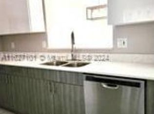 16120 Emerald Cove Rd, Fort Lauderdale, FL 33331