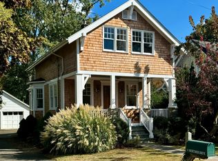 8 Mortimer Dr, Old Greenwich, CT 06870