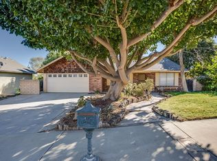 11252 Buffalo Dr, Riverside, CA 92505