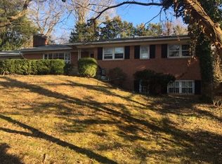 3013 Sleepy Hollow Rd, Falls Church, VA 22042