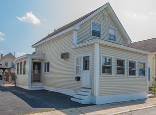 33 Ottawa St, Lowell, MA 01850