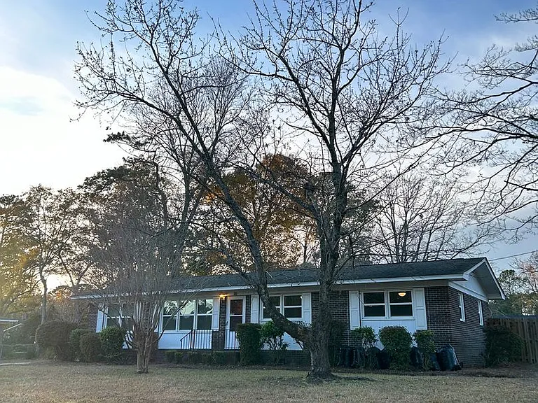 408 Lynette Dr — Photo 35