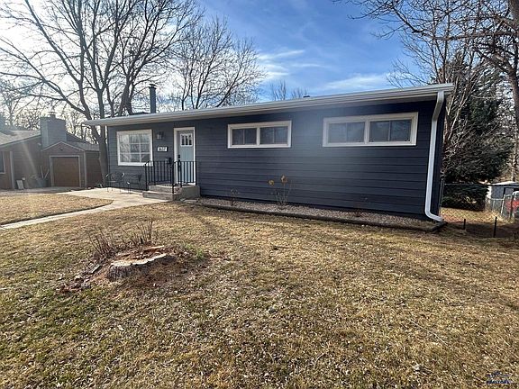 2nd image of 3637 Reder St