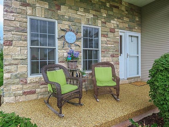 3rd image of 3116 Glenbrook Dr