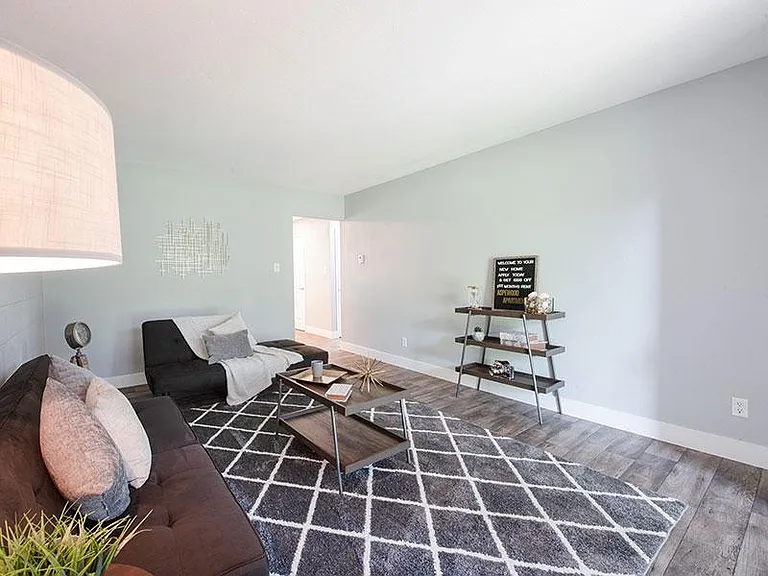 Aspenwood Apartments — Photo 14