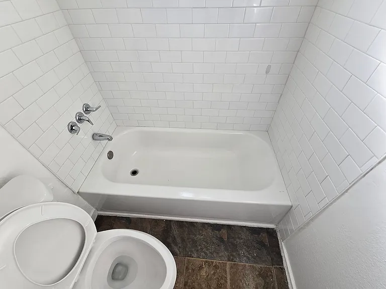 2302 & 2304 E Broadway Rd — Photo 21