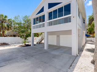 6911 Point Of Rocks Rd #28, Sarasota, FL 34242