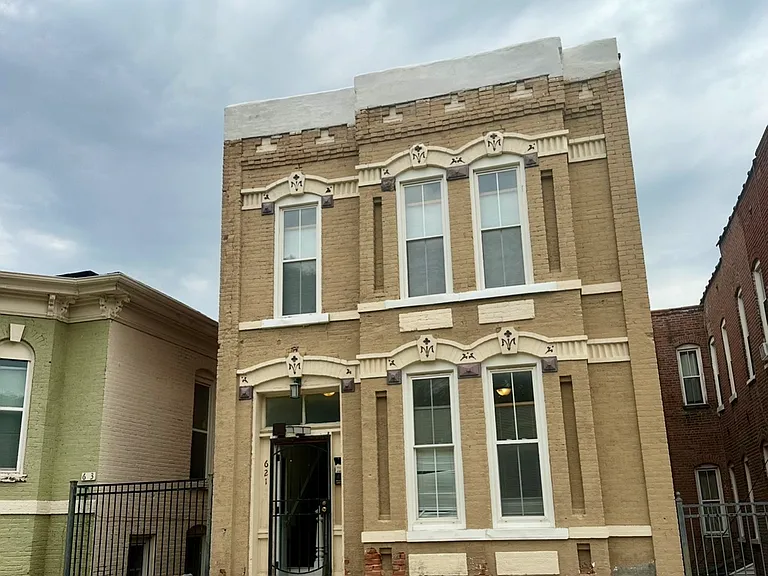 621 N 9th St #1 — Photo 33