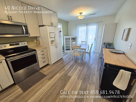 4th image of 40 Nicole Dr