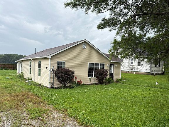 3rd image of 5600 N County Road 400 E