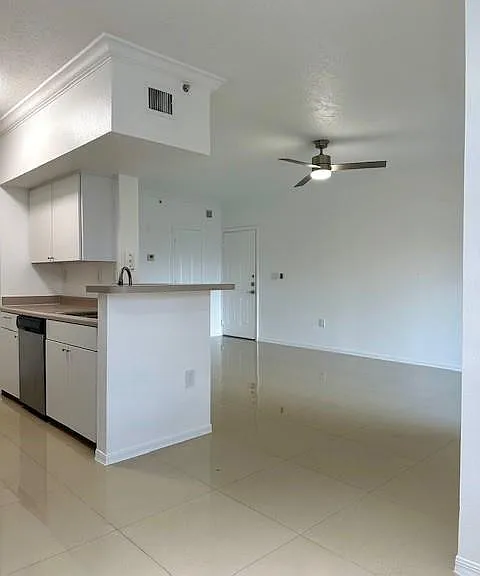 11600 SW 2nd St #18304 — Photo 14