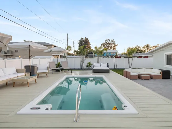 3719 118th St W, Bradenton, FL 34210