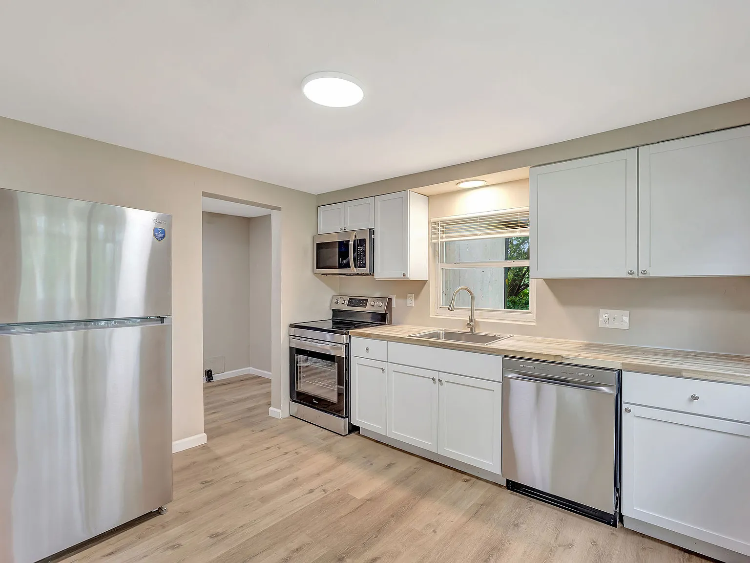 90 Miami Street - 1 — Photo 2