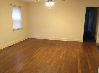 1205 12th St #3, Huntington, WV 25701