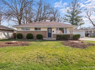 31 Johnathan Rd, Lake Zurich, IL 60047