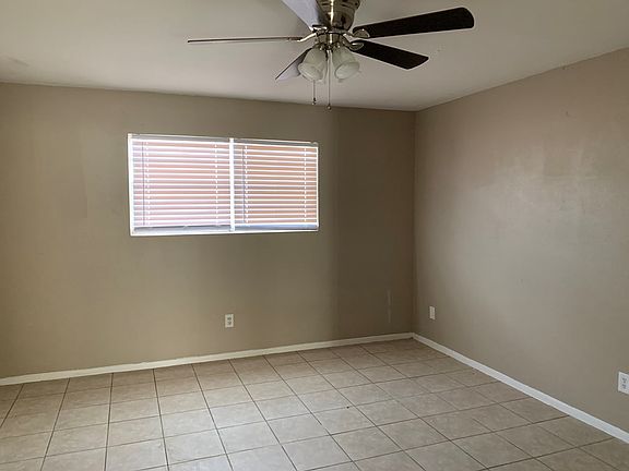 4th image of 1517 Century Ave #1