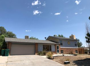 2004 Cuervo St, Farmington, NM 87401