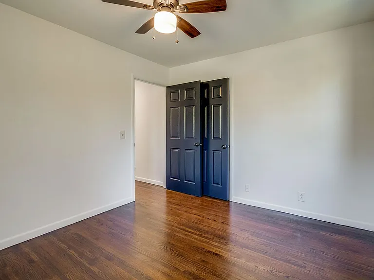 1907 Dabbs Ave — Photo 8
