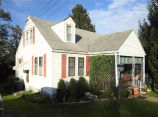 109 Ruggles Ave, Saint Clairsville, OH 43950