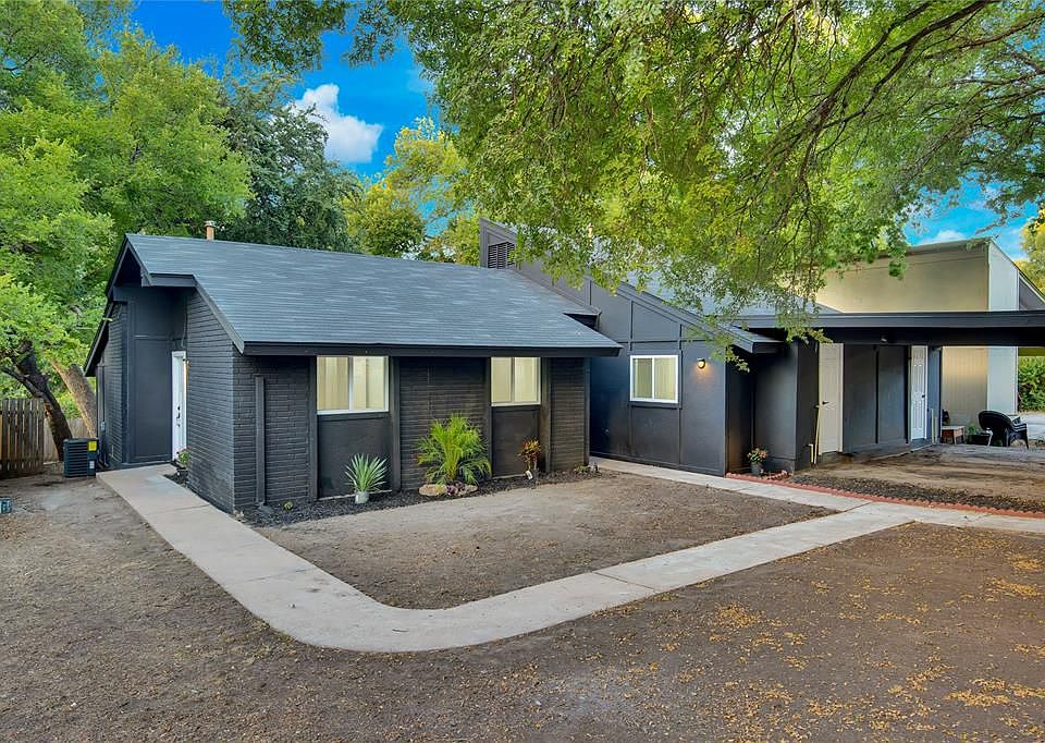 1st image of 1508 Rockdale Cir #A