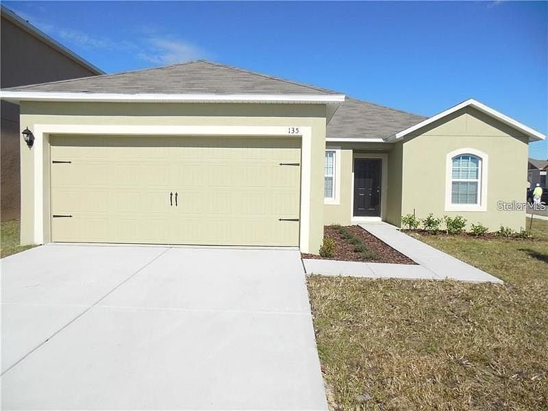 1st image of 135 Bella Dr