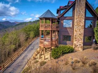 2436 Lower Bluff Way, Sevierville, TN 37862