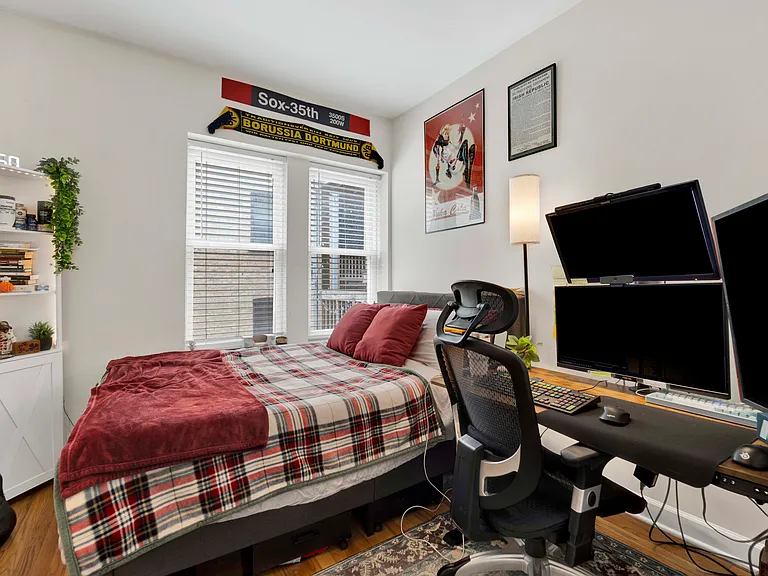 1149 W Cornelia Ave #1 — Photo 8