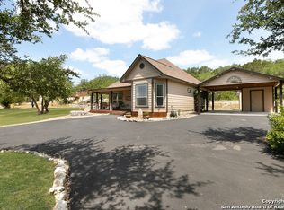 527 Kindersley St, Canyon Lake, TX 78133