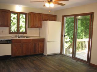 782 Moore St, Ludlow, MA 01056