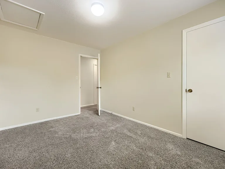 3202 Springridge Dr — Photo 23