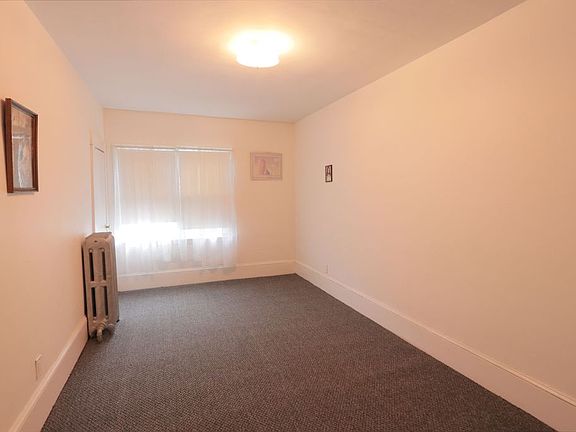 5th image of 75 Maple St #2