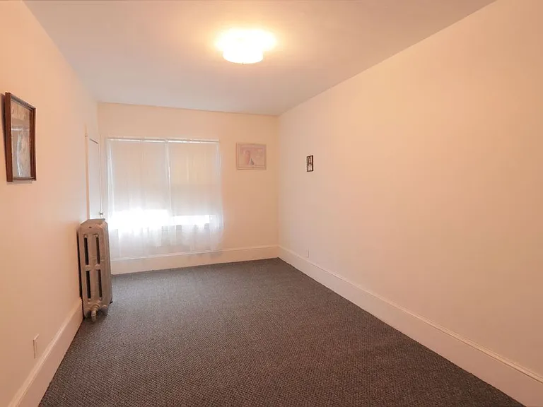 75 Maple St #2 — Photo 5