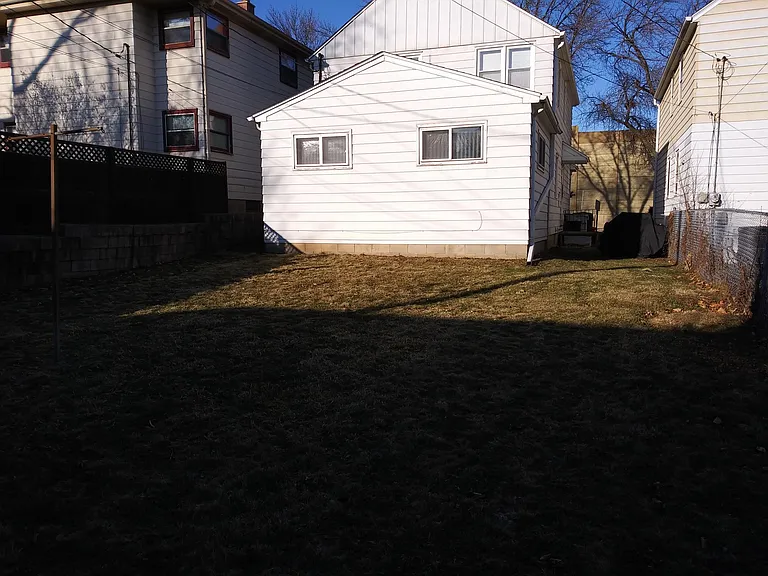 9219 W Adler St — Photo 8