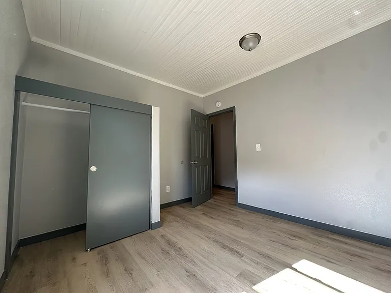 38041 Church Ave — Photo 8