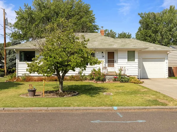 28 SW Evans Ave, College Place, WA 99324