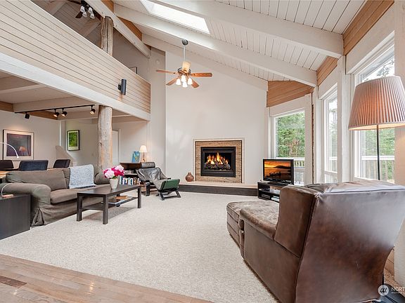 4th image of 3090 Hales Passage Drive