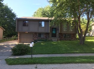 14902 Olive St, Omaha, NE 68138
