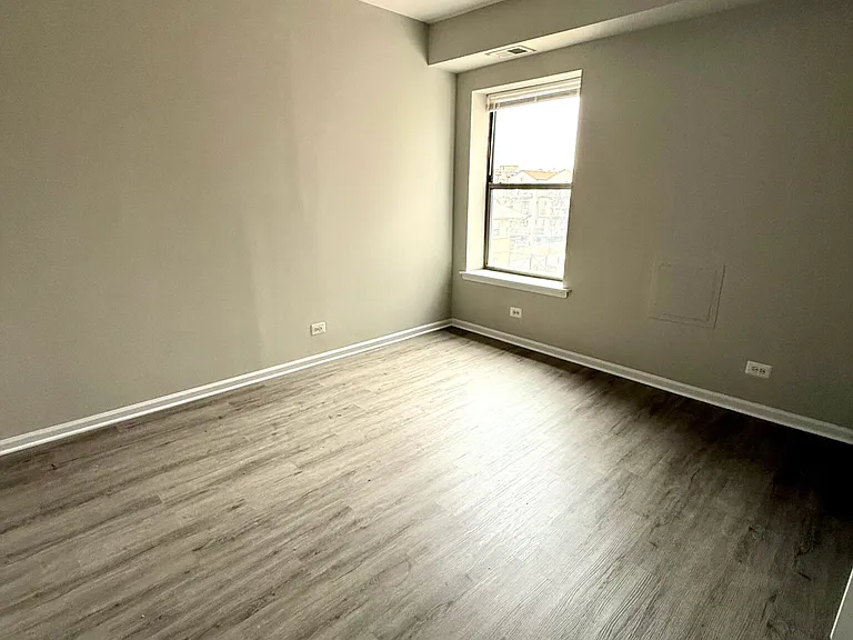 6141 S Woodlawn Ave #3 — Photo 6