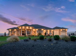 89009 Summit View Dr, Kennewick, WA 99338