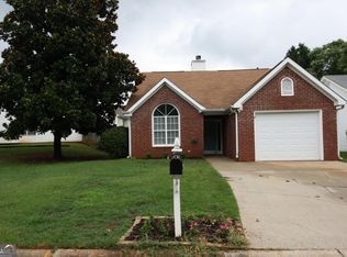 110 Green Tree Dr, Newnan, GA 30265