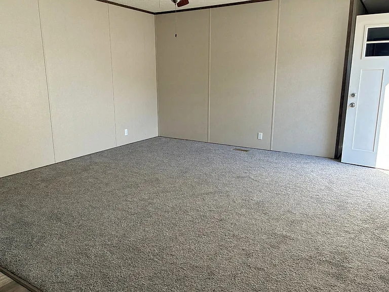 1725 W Golden Cir — Photo 3