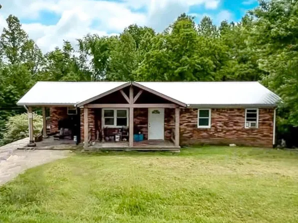 32 Hill St, Whitley City, KY 42653