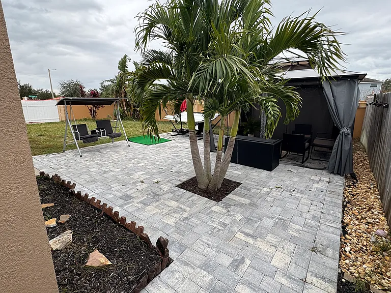 10885 Standing Stone Dr — Photo 33