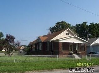 1907 Rhodes St, Madison, IL 62060