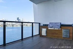 5000 Island Estates Dr — Photo 2