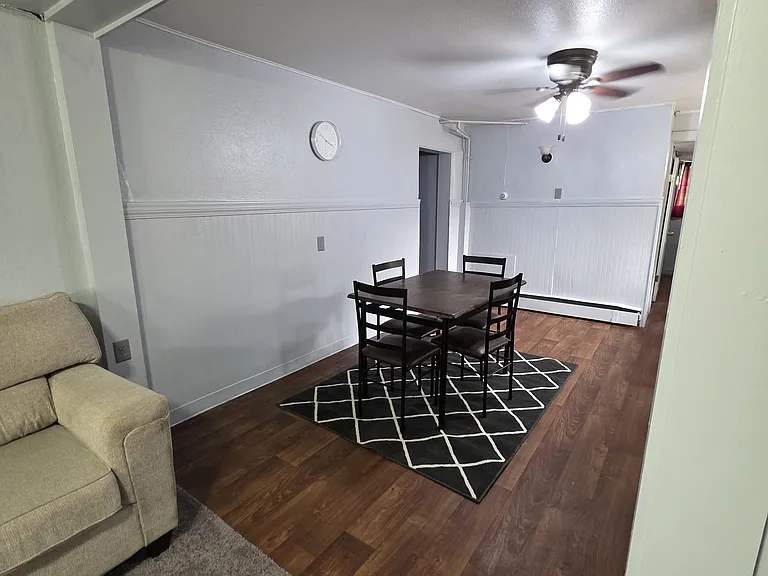 505 S 10th St #1/2 — Photo 18