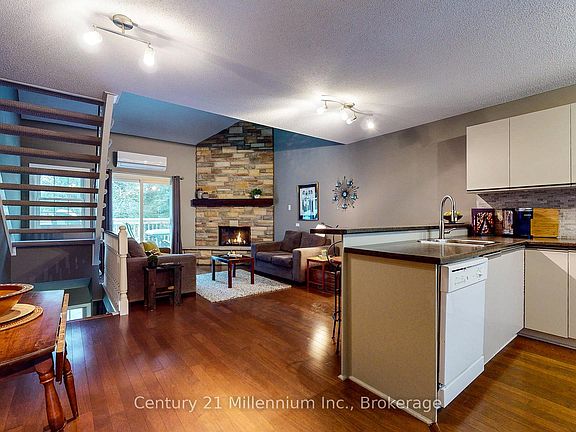 2nd image of 150 Victoria St S #124